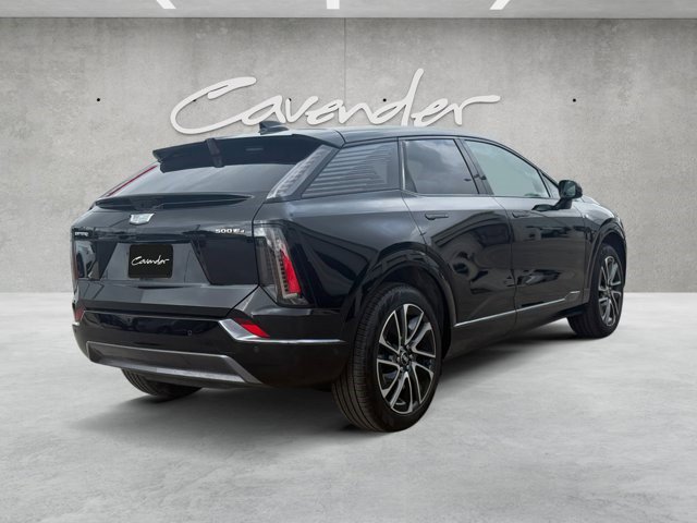 Certified 2025 Cadillac Optiq Sport 1 image 18