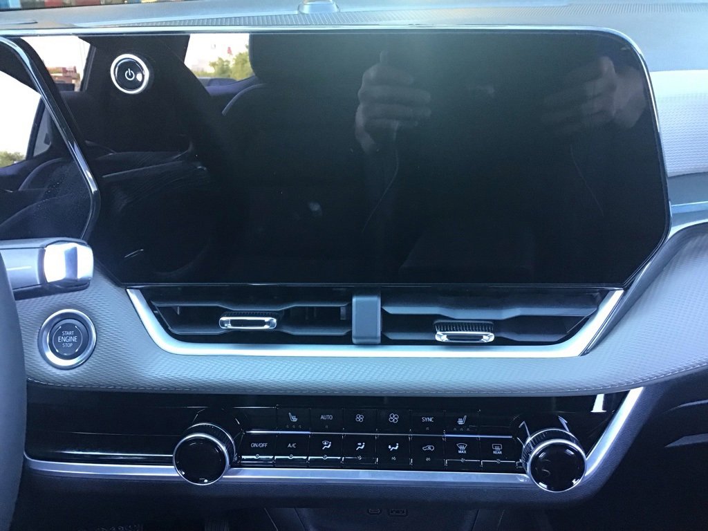 New 2026 Chevrolet Equinox LT w/ Convenience Package II image 25