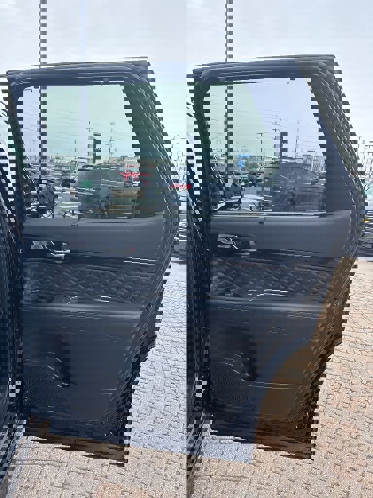 Used 2021 Hyundai Palisade Calligraphy w/ Cargo Package image 31