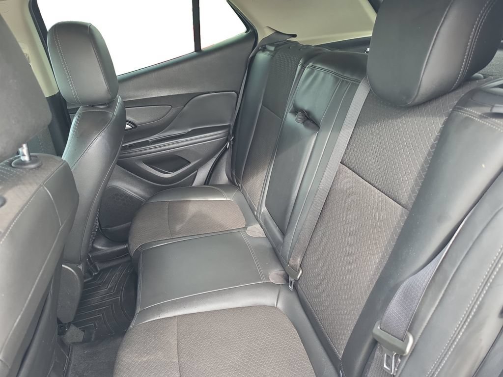 Used 2020 Buick Encore Preferred FWD image 16