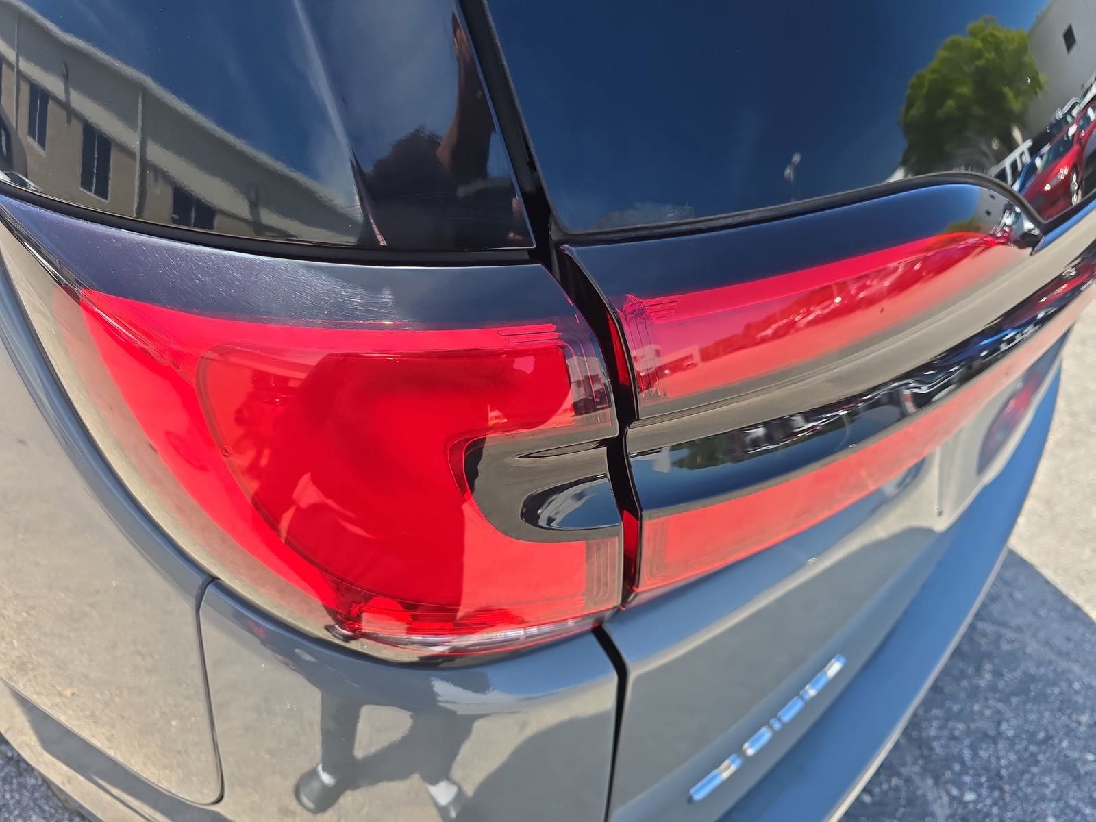 Used 2022 Chrysler Pacifica Touring-L FWD image 36