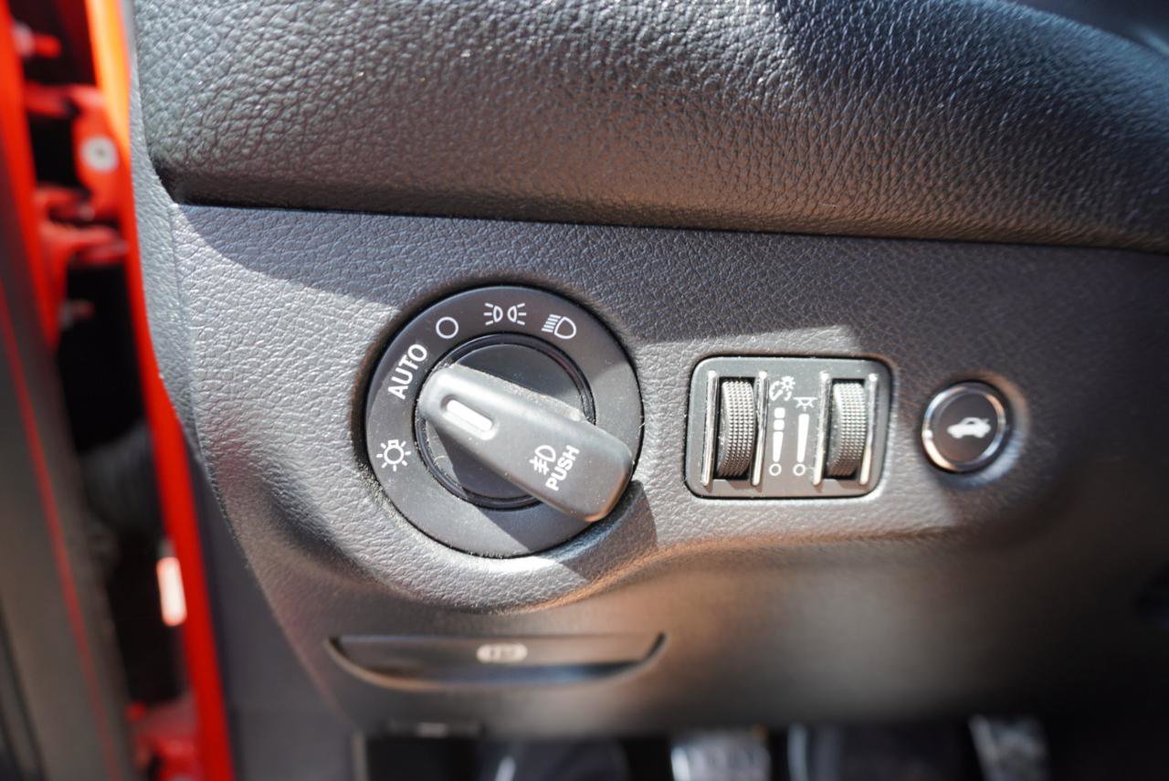 Used 2016 Dodge Challenger R/T Plus RWD image 30