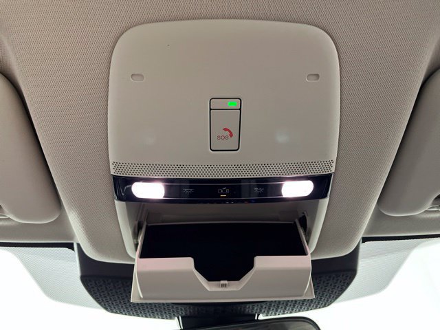 Used 2023 Nissan Ariya FWD image 36