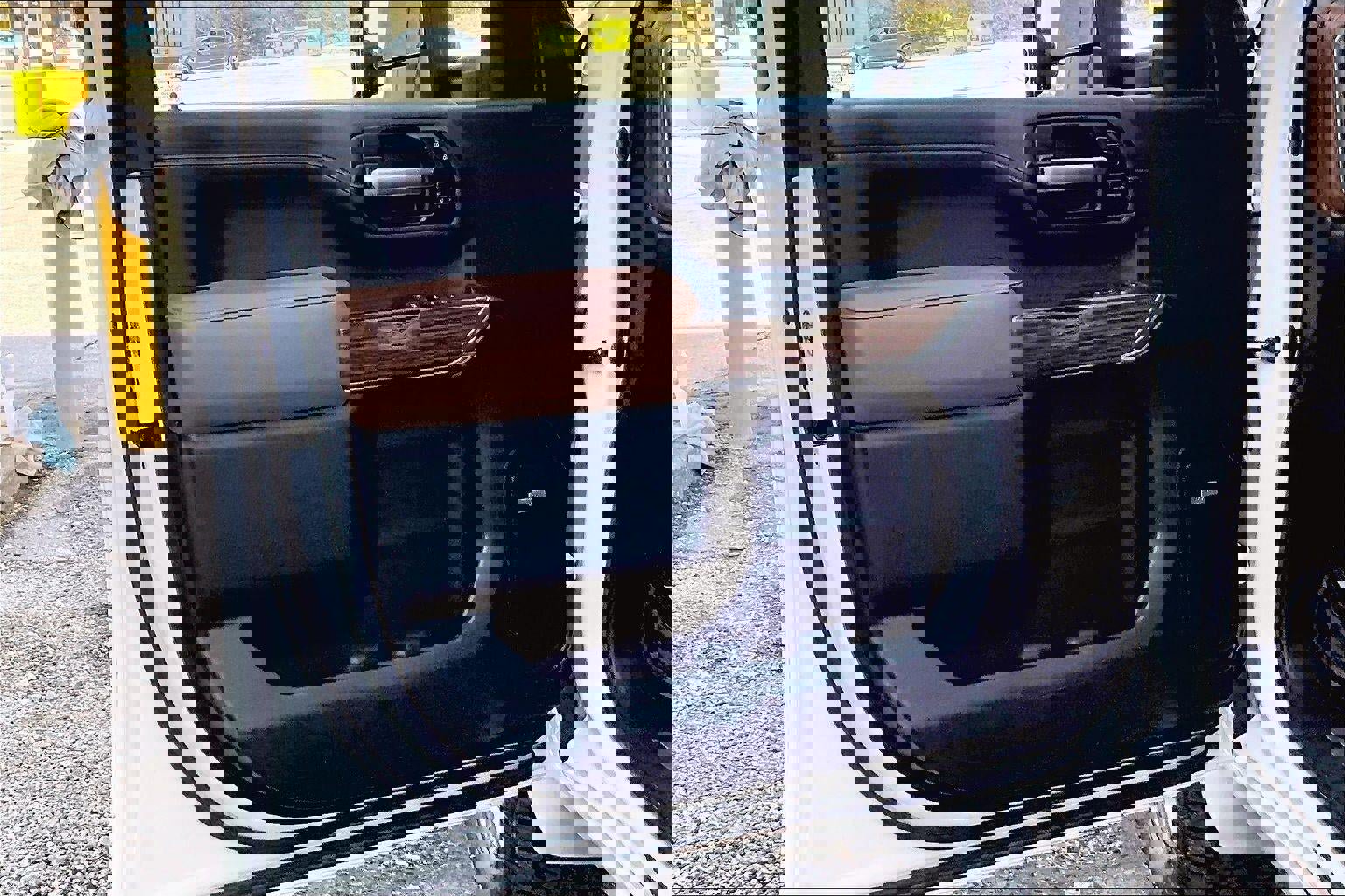 Used 2021 Chevrolet Silverado 2500 High Country w/ Z71 Off-Road Package image 23