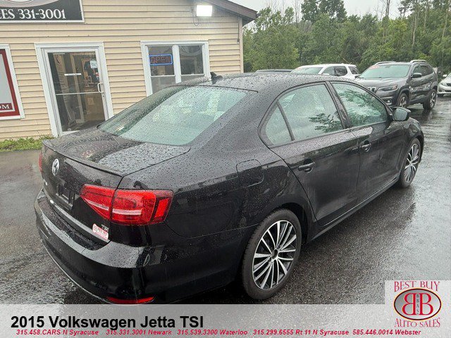 Used 2015 Volkswagen Jetta Sport FWD image 3
