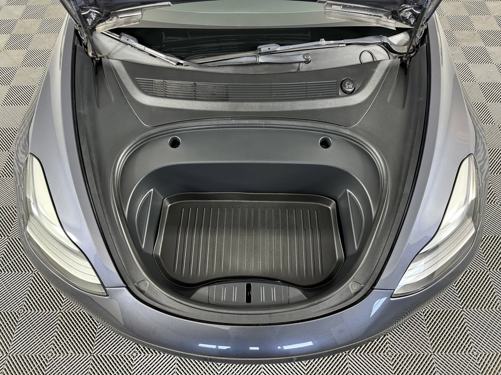 Used 2023 Tesla Model 3 Long Range AWD/4WD image 23