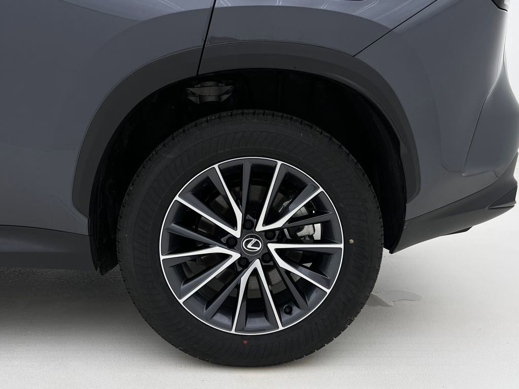 Used 2025 Lexus NX 350 AWD w/ Accessory Package (2T) image 28