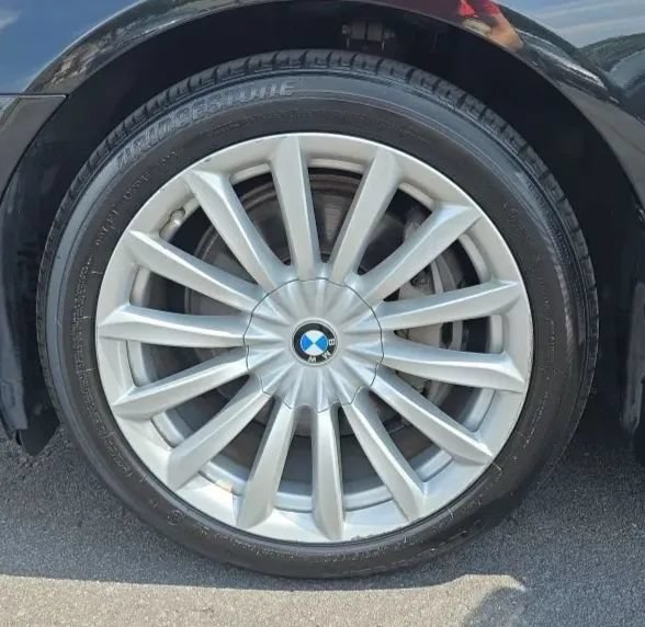 Used 2019 BMW 740i w/ Cold Weather Package RWD image 54