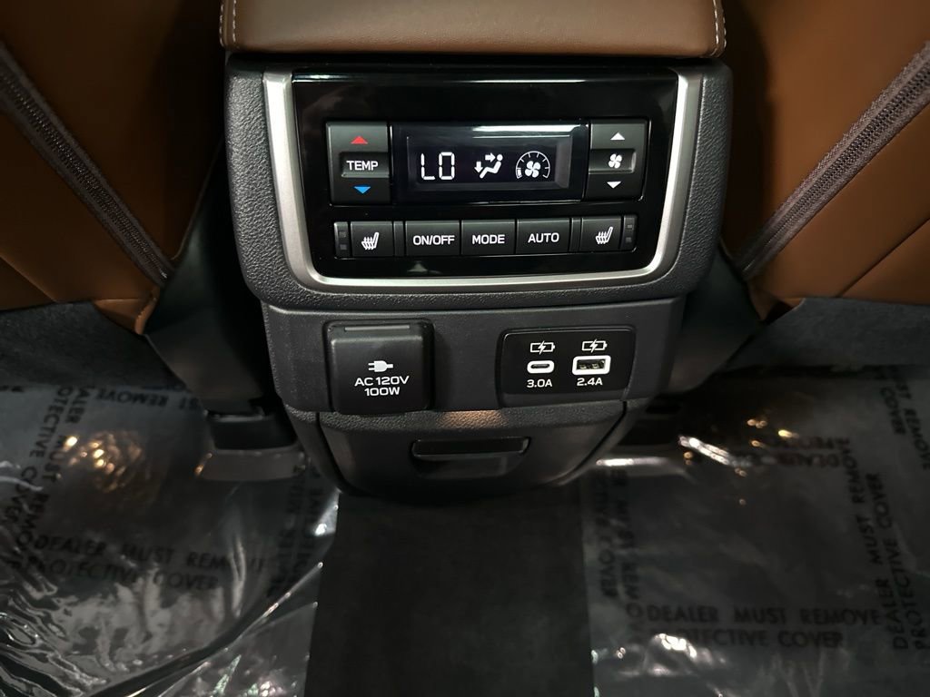 Used 2026 Subaru Ascent Touring AWD/4WD image 24
