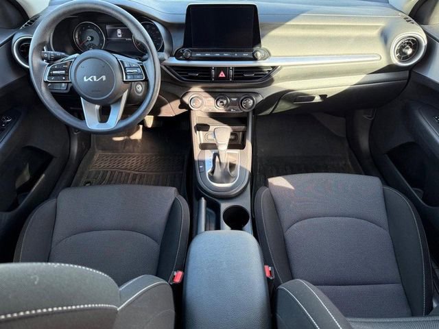 Used 2023 Kia Forte LXS w/ LXS Technology Package image 12