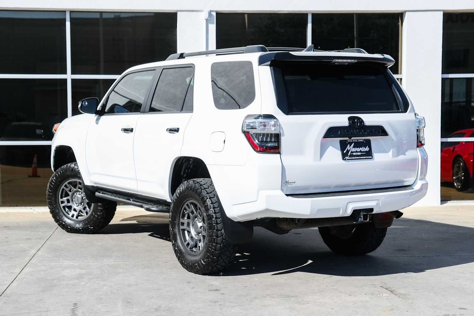 Used 2020 Toyota 4Runner Venture w/ Moonroof Package AWD/4WD image 13