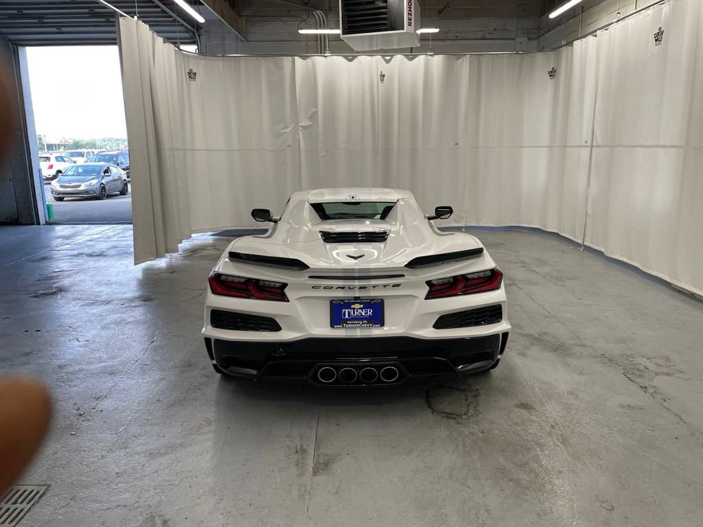 Used 2023 Chevrolet Corvette Z06 image 4