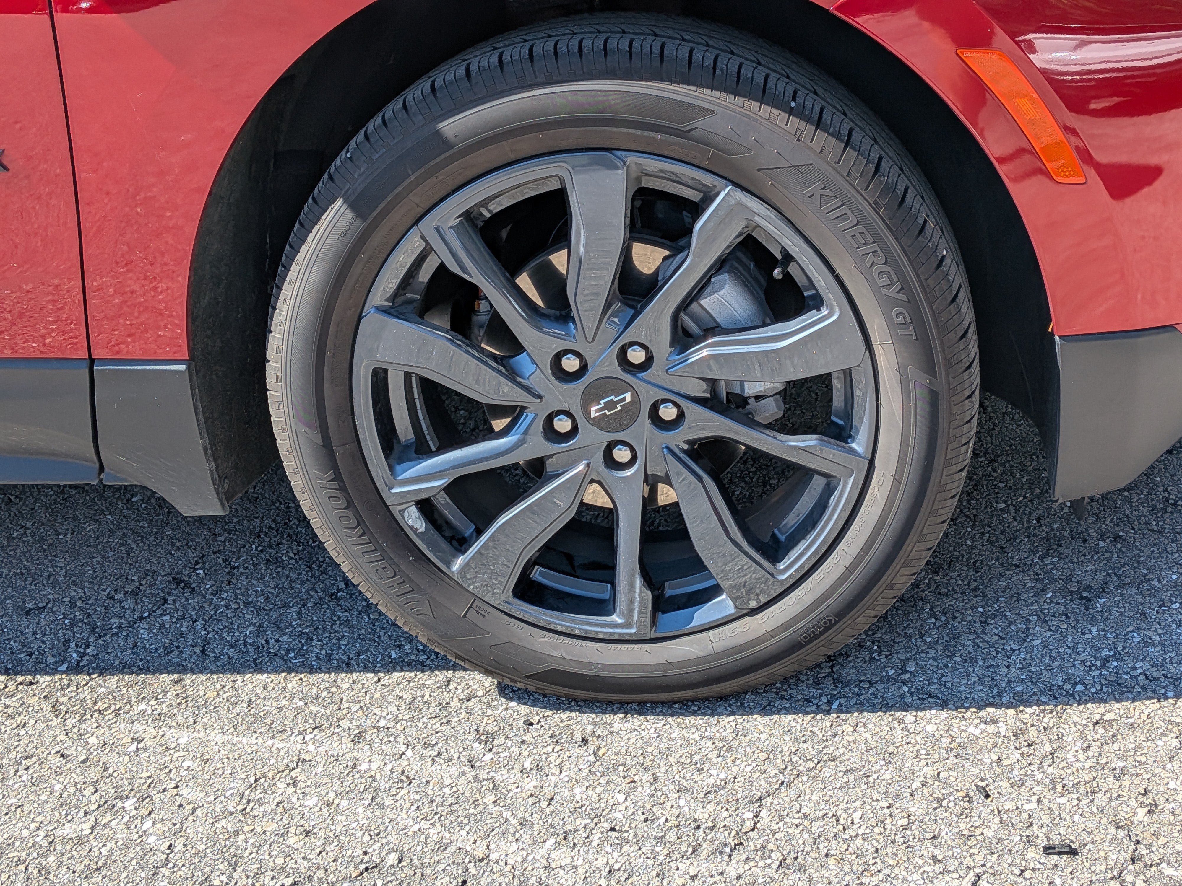 Used 2024 Chevrolet Equinox RS w/ RS Leather Package FWD image 11