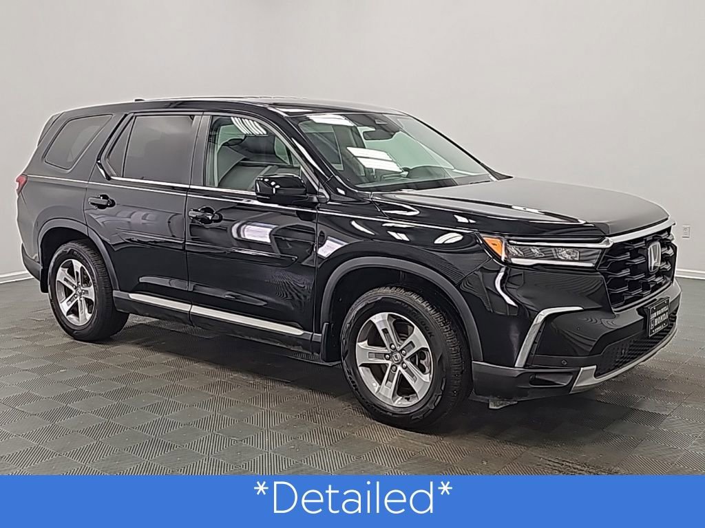 Used 2025 Honda Pilot EX-L image 3