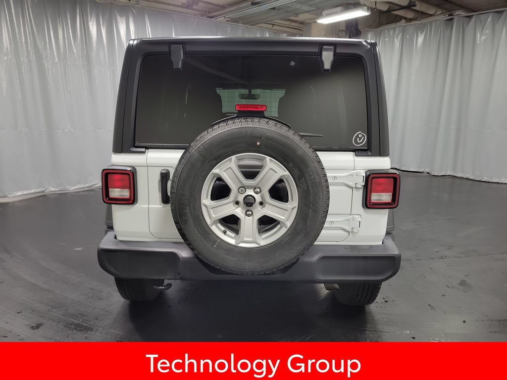 Used 2022 Jeep Wrangler Unlimited Sport AWD/4WD image 7