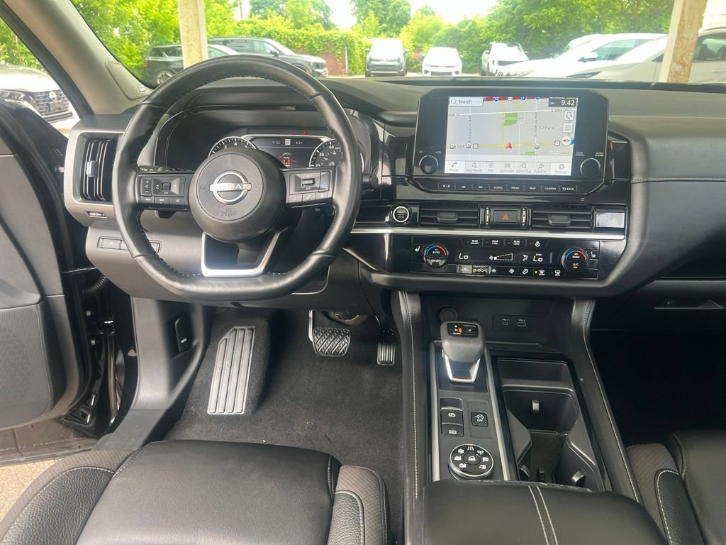 Certified 2024 Nissan Pathfinder SL w/ SL Premium Package AWD/4WD image 18