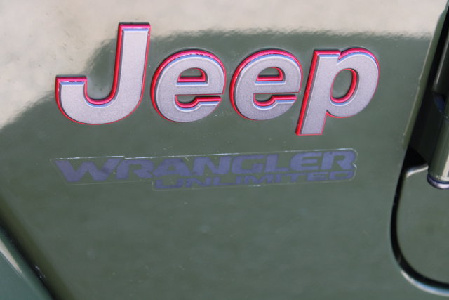 Used 2021 Jeep Wrangler Unlimited Rubicon AWD/4WD image 9
