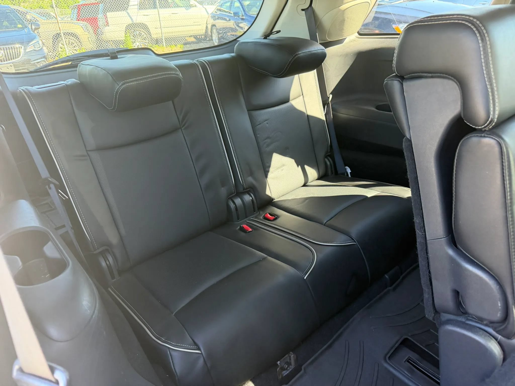 Used 2017 INFINITI QX60 Luxe w/ Premium Plus Package AWD/4WD image 29