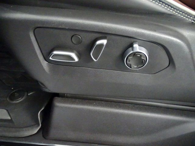 Certified 2025 GMC Sierra 1500 Denali Ultimate image 3