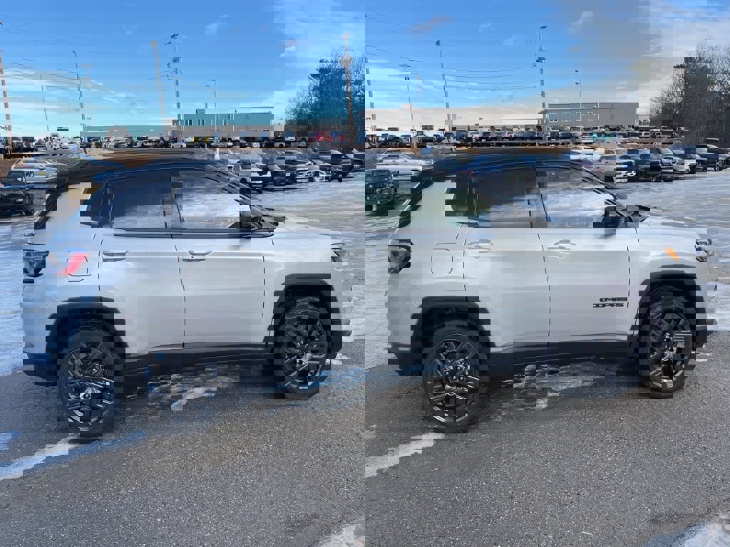 New 2026 Jeep Compass Limited image 8