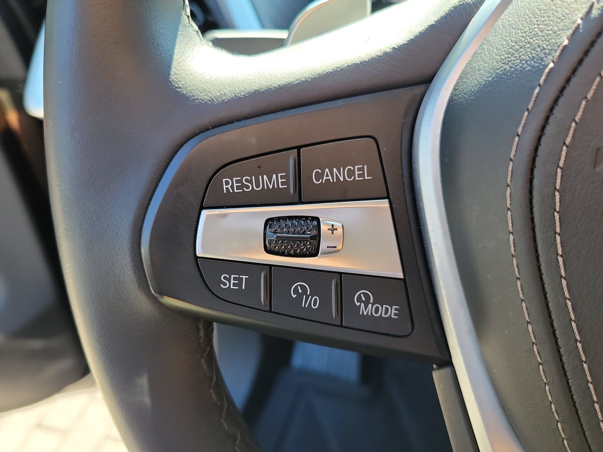 Used 2024 BMW X5 sDrive40i w/ Premium Package RWD image 35