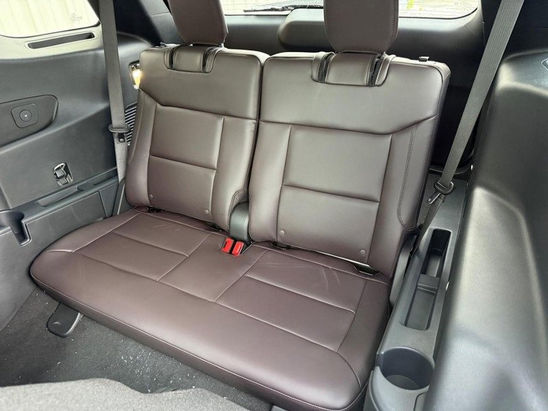 New 2026 Ford Explorer Platinum w/ LUX Leather Package image 6
