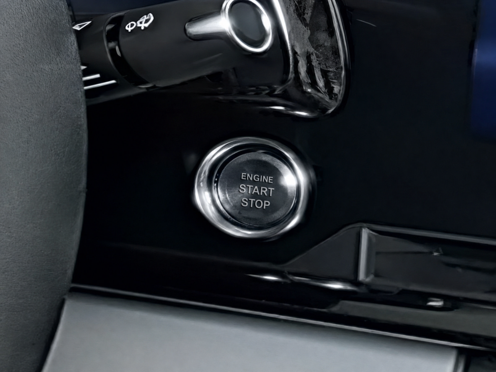 Used 2023 Chevrolet Corvette Z06 RWD image 15