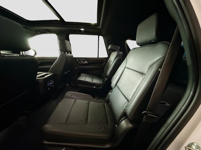 Used 2022 Chevrolet Tahoe Z71 w/ Luxury Package AWD/4WD image 27