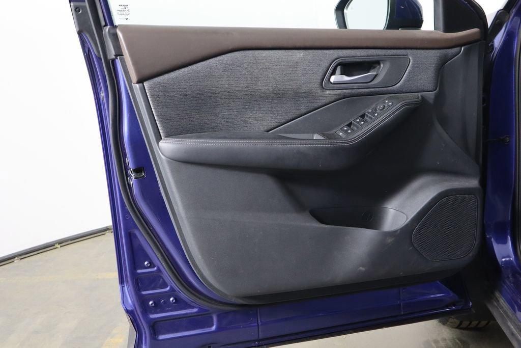 Used 2021 Nissan Rogue SV image 20