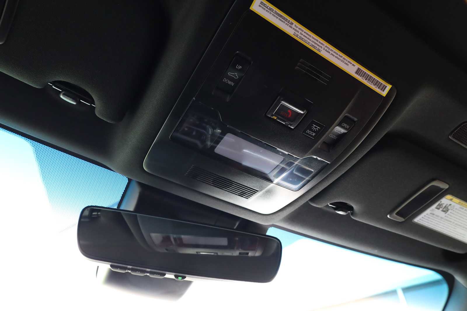 Used 2022 Lexus ES 300h F Sport w/ Accessory Package 2 FWD image 32
