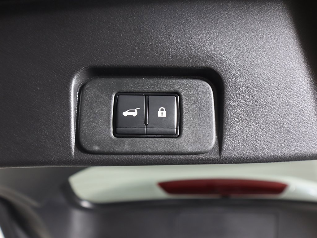 Used 2023 Nissan Rogue SL w/ SL Premium Package image 22