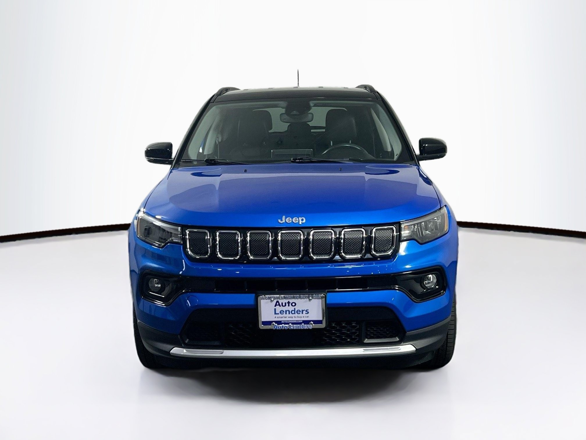 Used 2022 Jeep Compass Limited AWD/4WD image 2