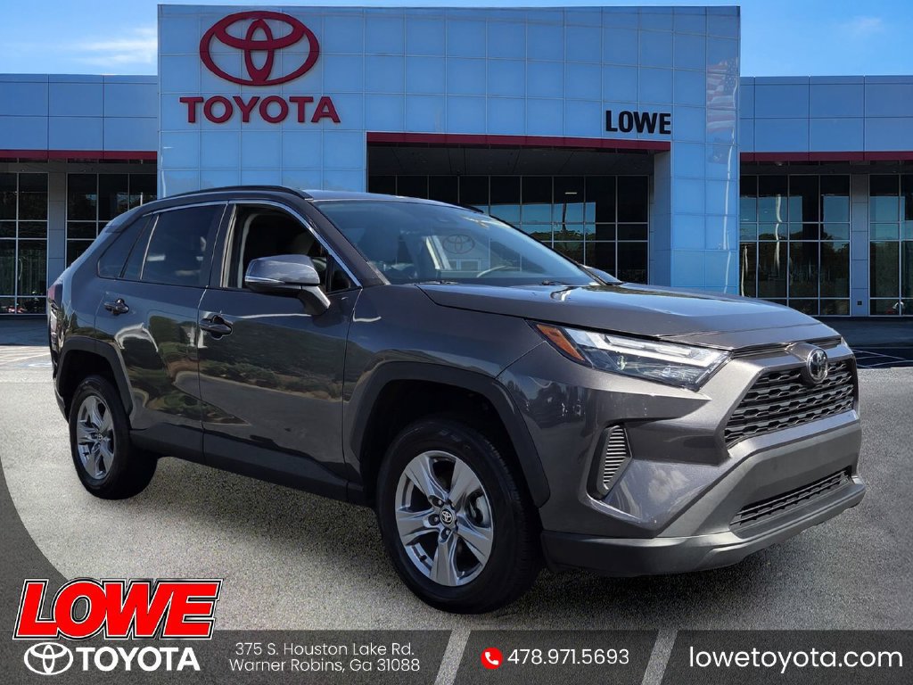 Used 2024 Toyota RAV4 XLE FWD image 1