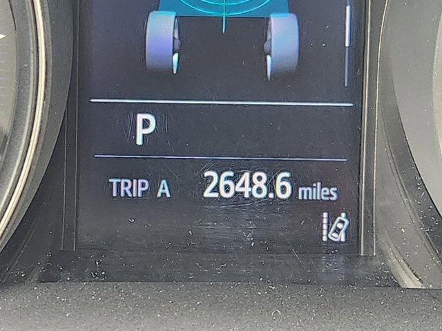 Used 2021 Toyota C-HR XLE image 26