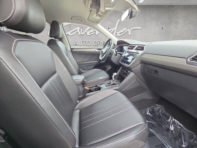 Used 2024 Volkswagen Tiguan SE FWD image 24