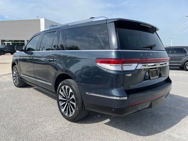 Used 2024 Lincoln Navigator L Reserve AWD/4WD image 9