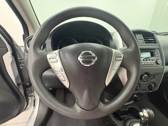Used 2018 Nissan Versa SV FWD image 12