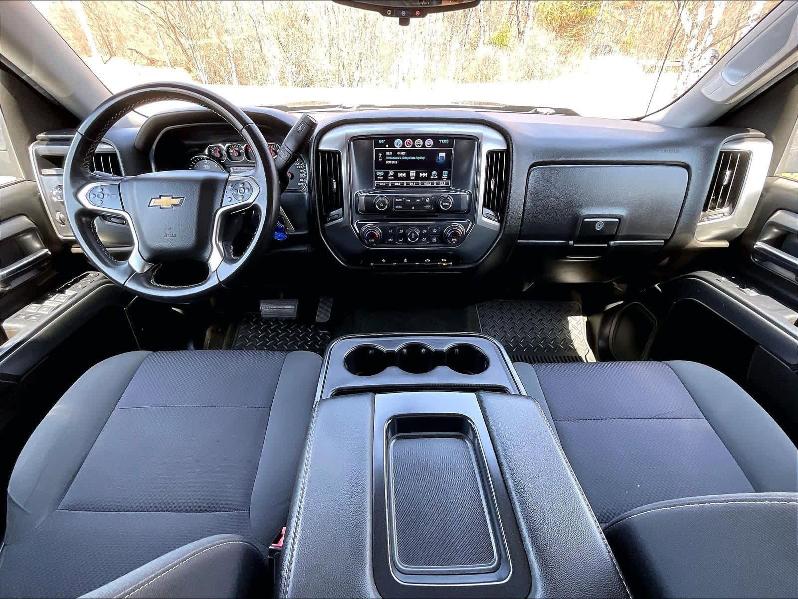 Used 2018 Chevrolet Silverado 1500 LT w/ All Star Edition image 21