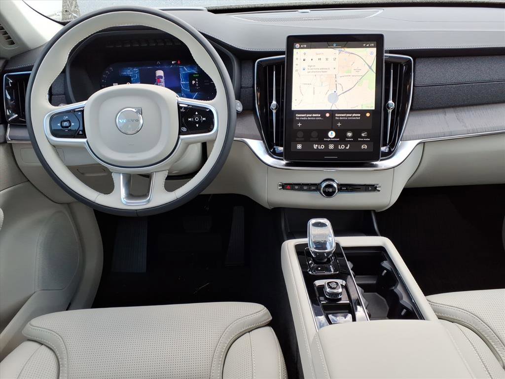New 2026 Volvo XC90 T8 Ultra w/ Protection Package Premier image 13