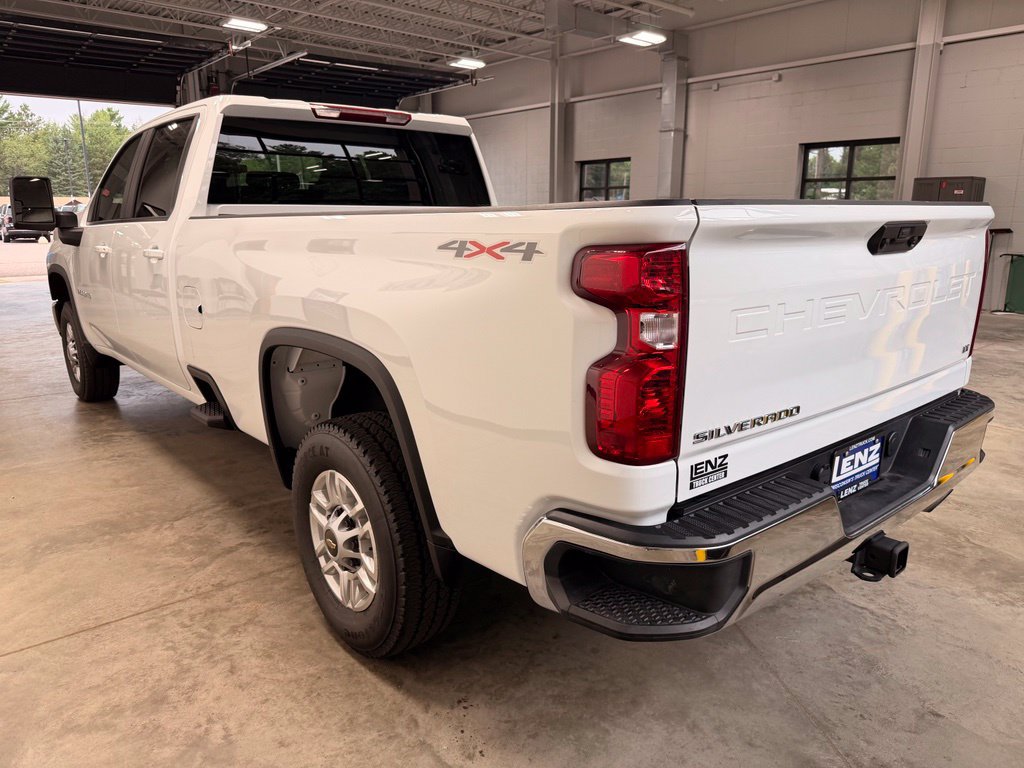 Used 2026 Chevrolet Silverado 2500 LT AWD/4WD image 6