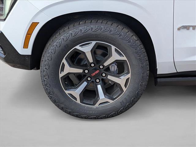 New 2026 GMC Yukon XL AT4 w/ AT4 Premium Plus Package image 10