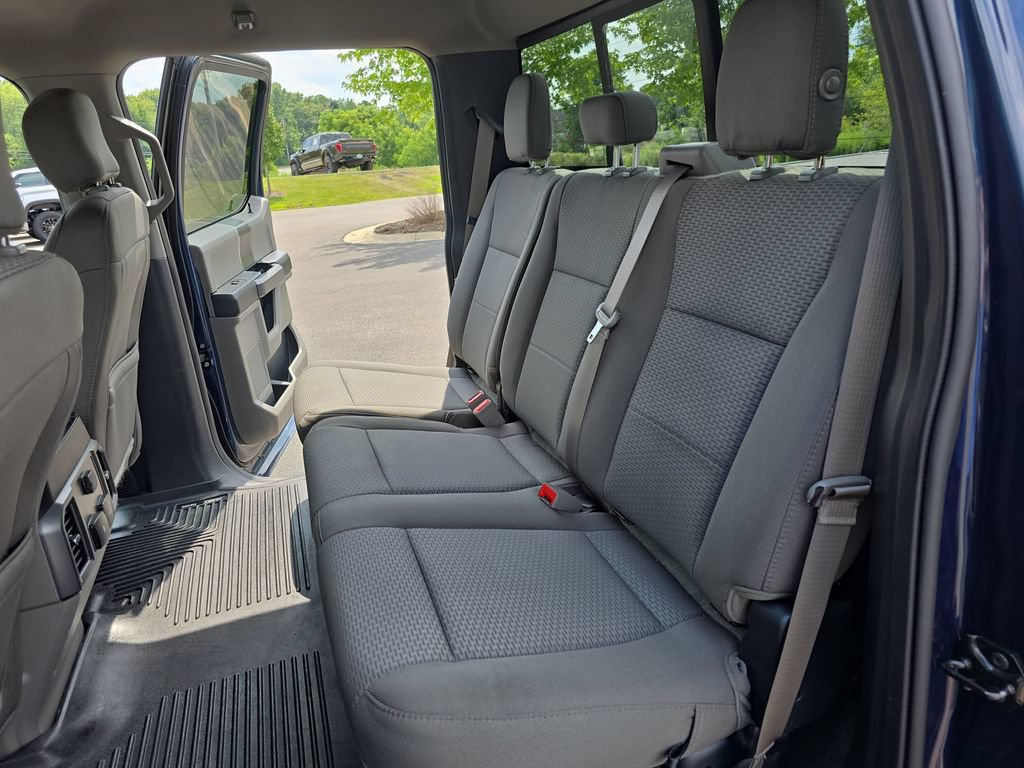 Used 2019 Ford F150 XLT w/ Equipment Group 302A Luxury AWD/4WD image 16