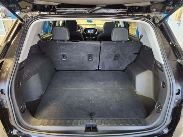 Certified 2022 GMC Terrain SLE w/ Driver Convenience Package image 15