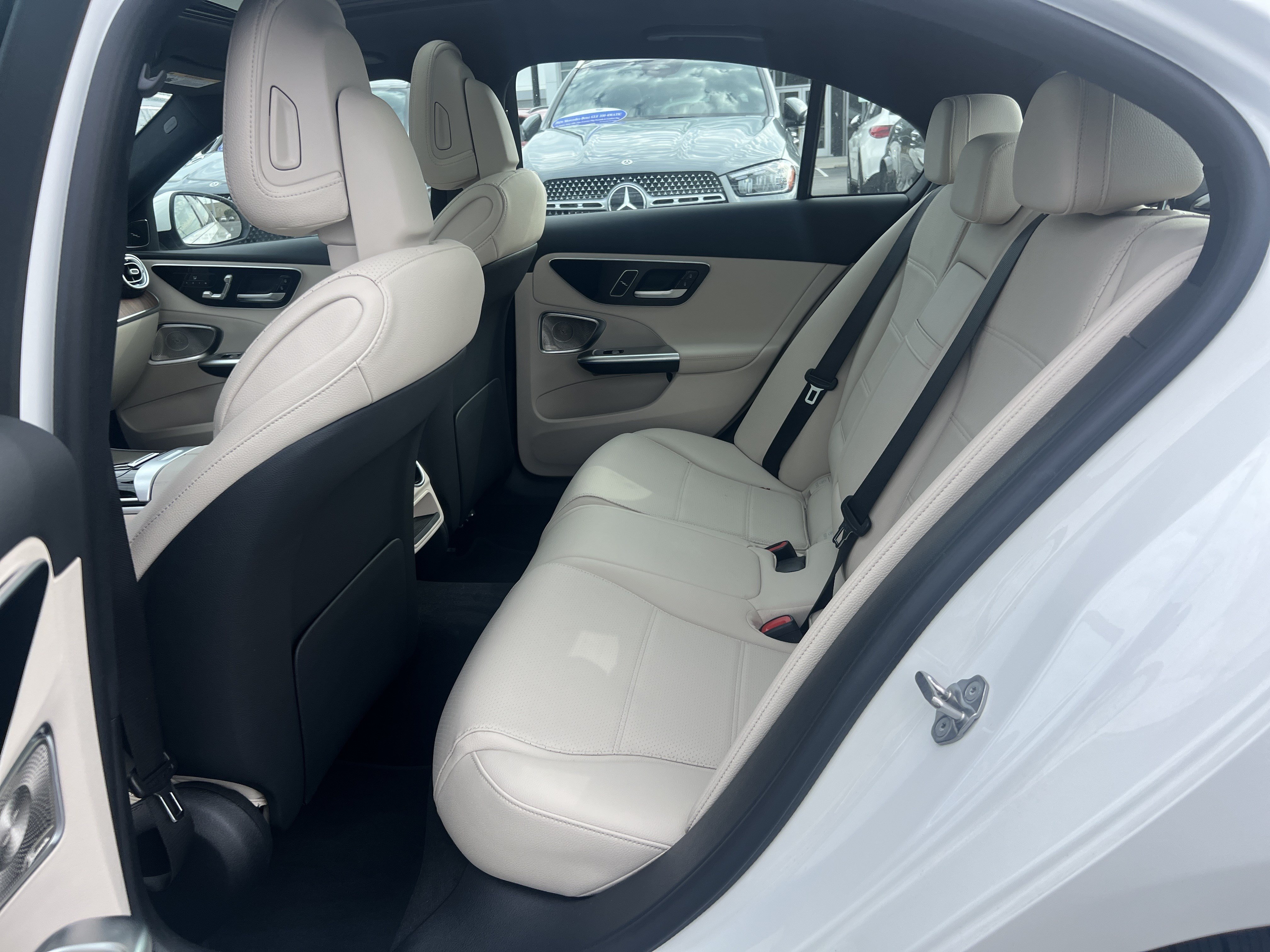 Used 2023 Mercedes-Benz C 300 4MATIC Sedan image 33