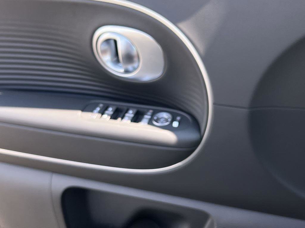 New 2026 Hyundai Ioniq 9 SEL image 16