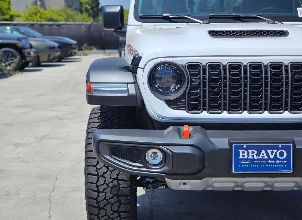 New 2026 Jeep Gladiator Mojave AWD/4WD image 3
