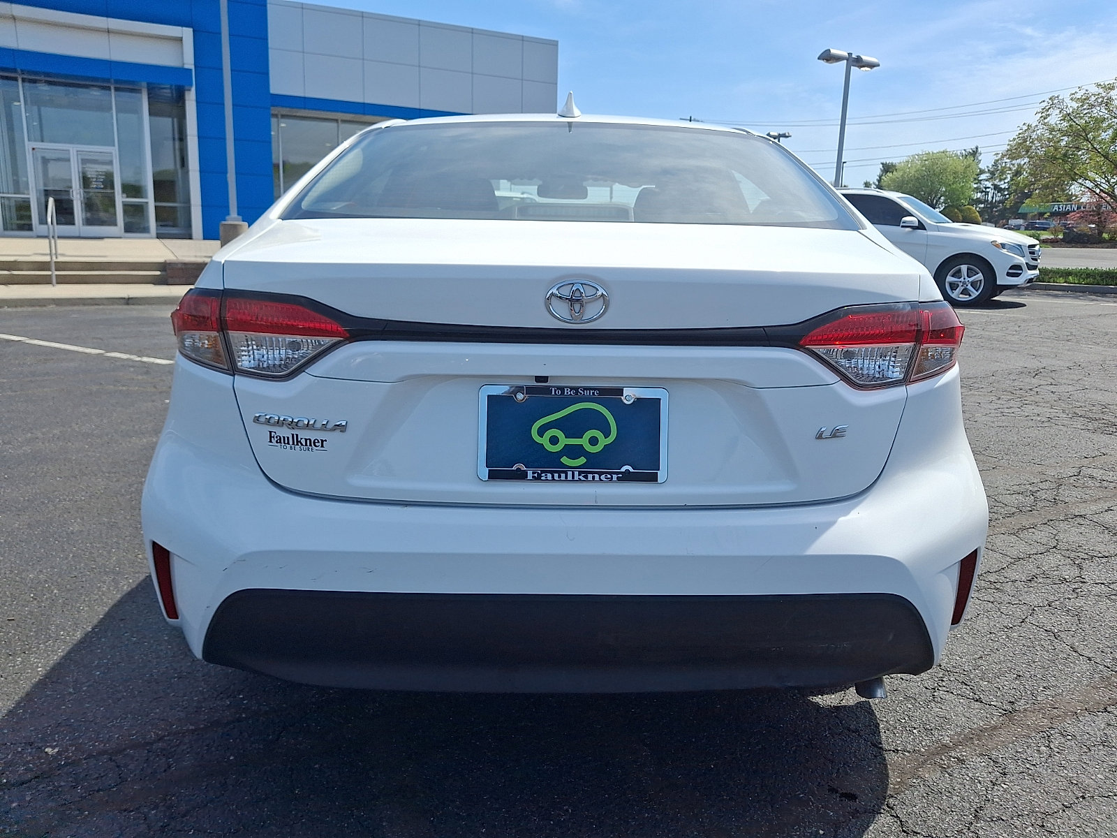 Used 2024 Toyota Corolla LE FWD image 6