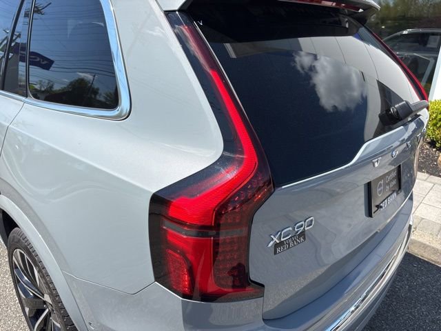 Used 2025 Volvo XC90 B6 Plus AWD/4WD image 11