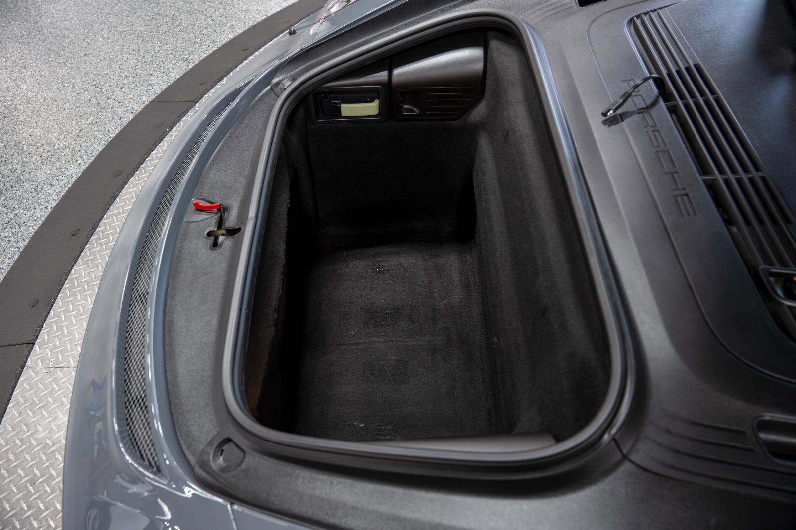 Used 2018 Porsche 911 GT3 image 56