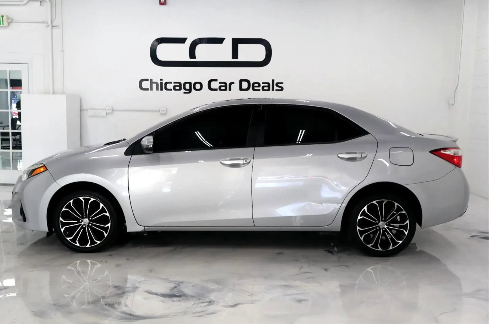 Used 2014 Toyota Corolla S FWD image 5